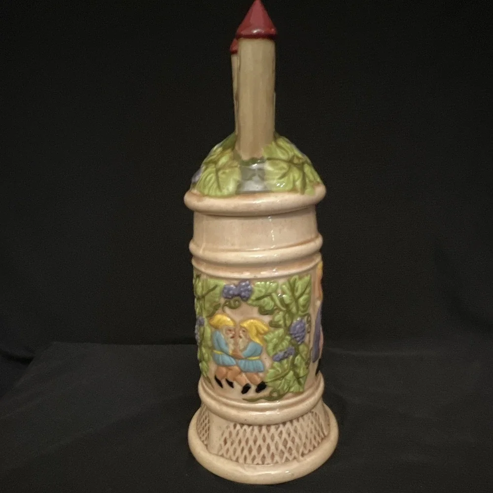 Vintage Judy Baker 1975 Breweriana Beer Stein with Figural Castle Lid Grapevine
